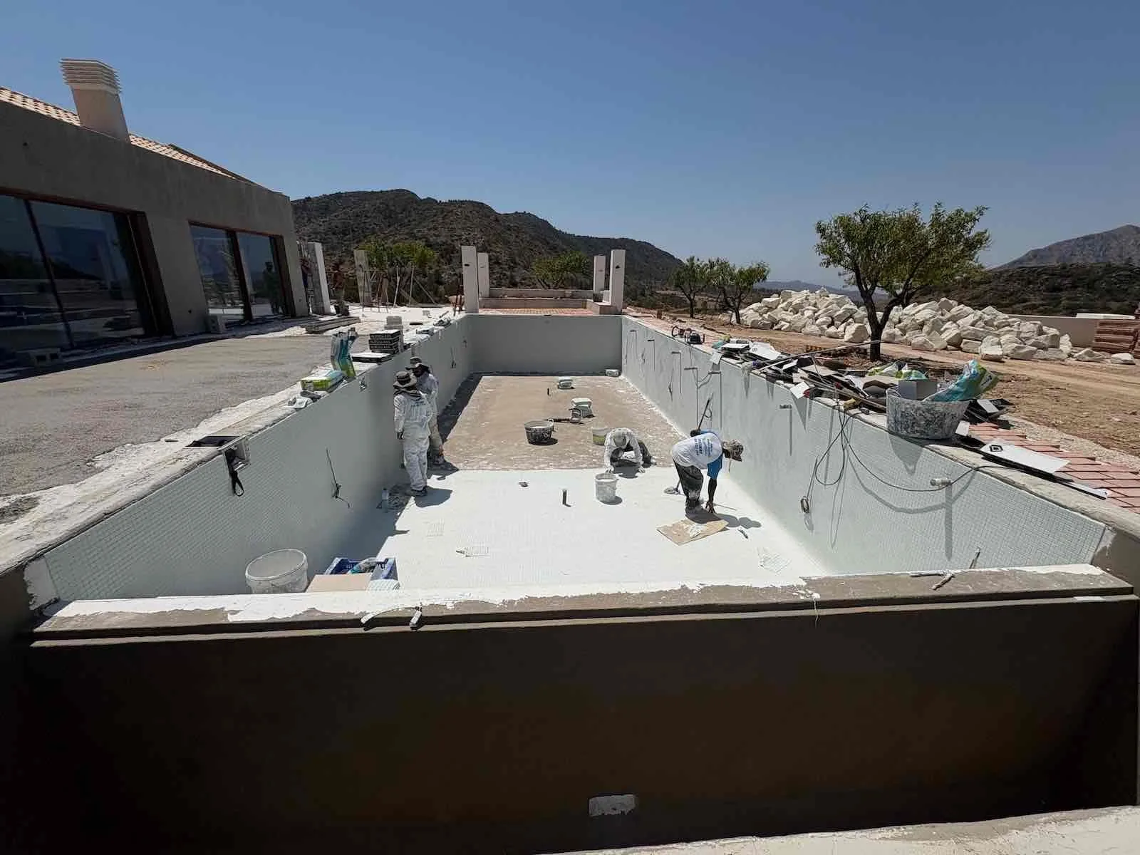 De bouw van de fundering en ruwbouw — werffoto 1