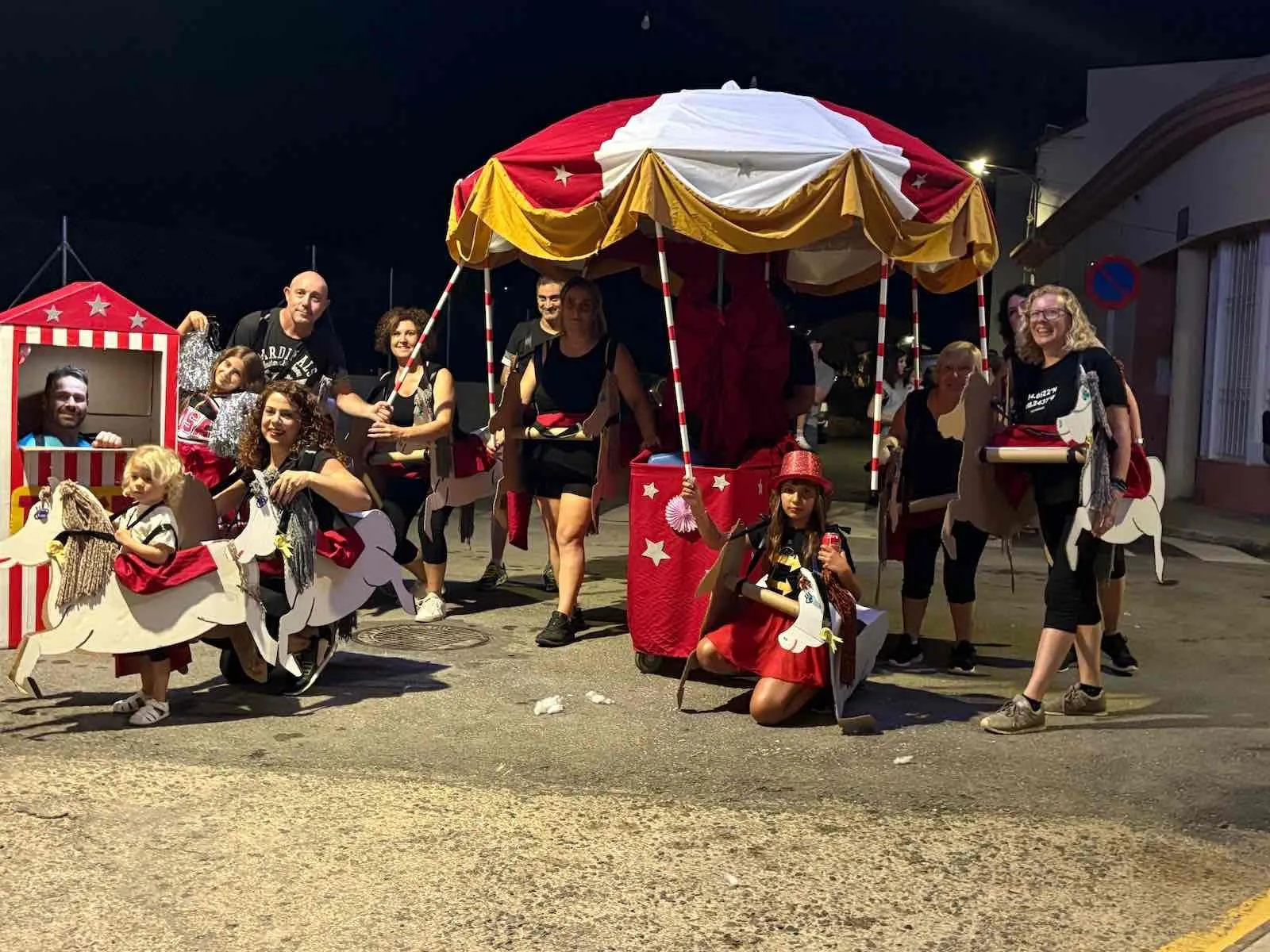 Traditioneel dorpsfeest in Hondón de las Nieves